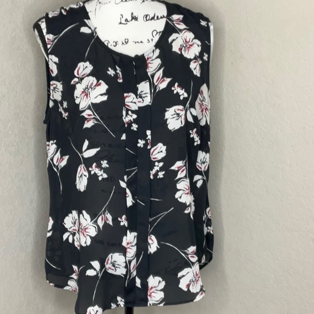 086 - Laundry NWTO Floral Sleeveless Top - Black and White, Size Large